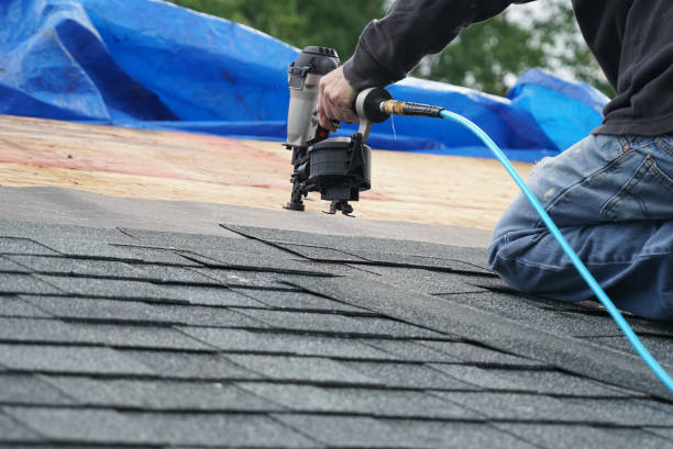 Fast & Reliable Emergency Roof Repairs in Lake Clarke Shores, FL